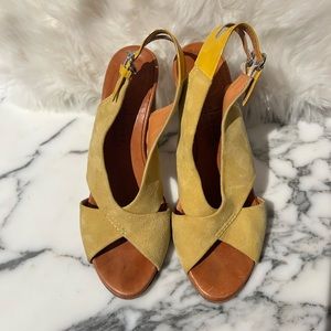 Latitude Femme suede heels open toe sandals. EU size 37. Made in Italy.